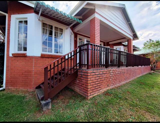 3 BEDROOM TOWNHOUSE FOR SALE IN LINCOLN MEADE